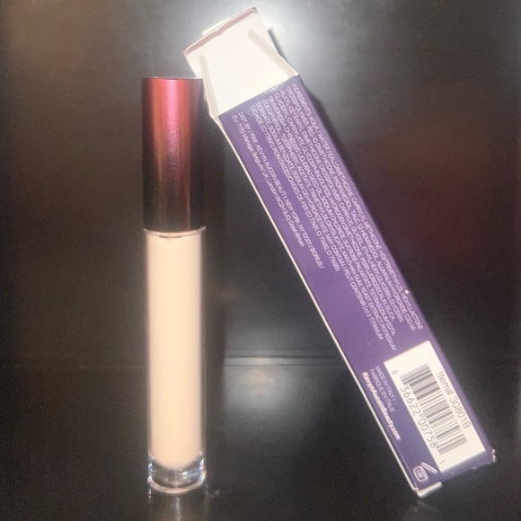 Kevyn Aucoin The Etherealist Super Natural Concealer-Light EC 01. Fair, Light - Picture 4 of 7